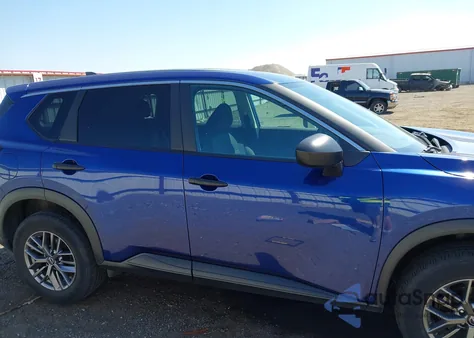 2023 Nissan Rogue S Intelligent Awd z USA, uszkodzony, nr VIN 5N1BT3AB2PC820795